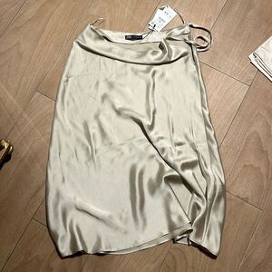 Brand New Zara Skirt